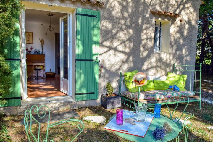 Chambre d’hôte pour 4 personnes, avec jacuzzi et jardin dans le Vaucluse