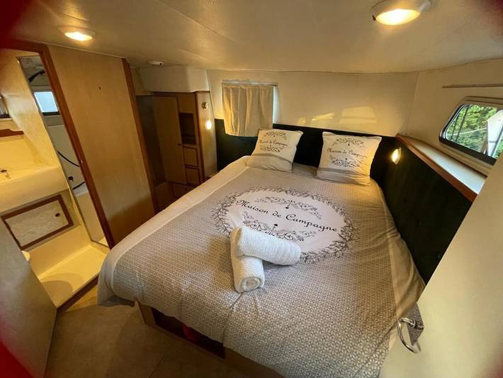 Bateau pour 4 personnes, avec vue et terrasse dans