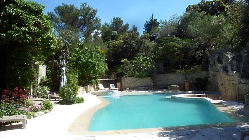 Chambre d’hôte pour 2 personnes, avec jardin et piscine dans le Vaucluse - 2