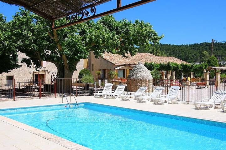 Chambre d’hôte pour 2 personnes, avec jardin et piscine dans le Vaucluse - 2