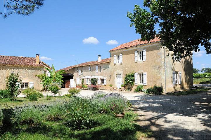 Chambre d’hôte pour 2 personnes, avec jardin dans le Gers