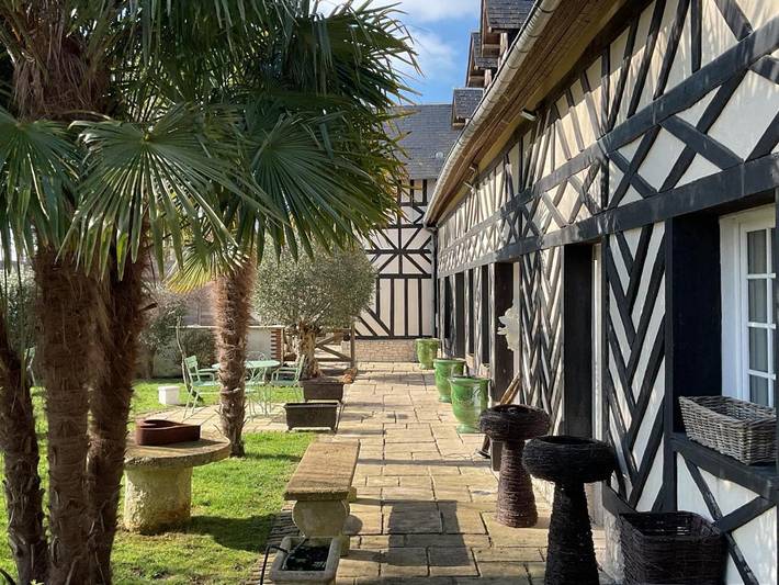 Chambre d’hôte pour 2 personnes, avec piscine et jardin dans le Calvados - 3