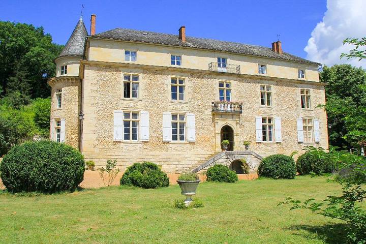 Château pour 12 personnes, avec jardin et terrasse dans