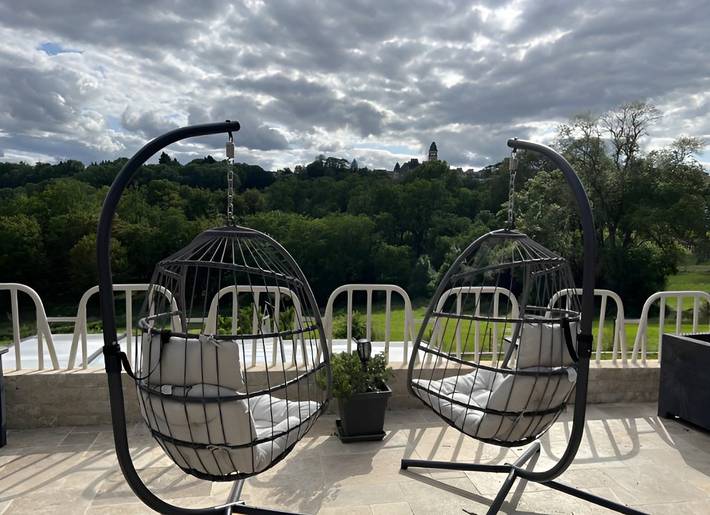 Chambre d’hôte pour 2 personnes, avec jardin et piscine en Dordogne