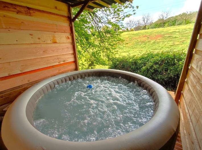 Chambre d’hôte pour 5 personnes, avec piscine et terrasse ainsi que jacuzzi et jardin en Dordogne - 2