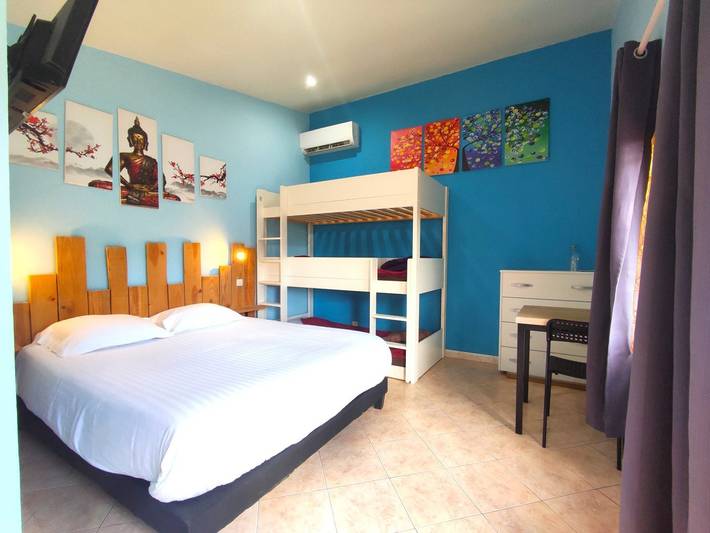 Chambre d’hôte pour 5 personnes, avec piscine et terrasse ainsi que jacuzzi et jardin en Dordogne - 3