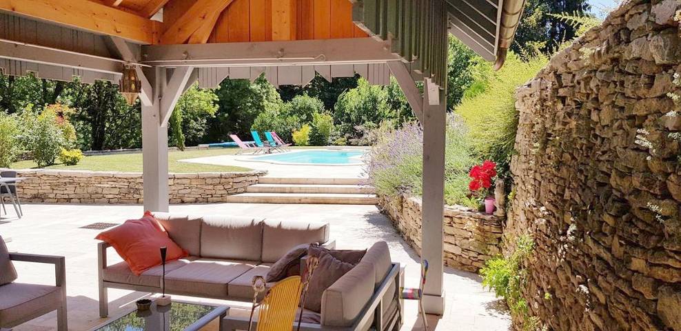 Chambre d’hôte pour 2 personnes, avec jardin ainsi que piscine et vue dans le Jura - 2