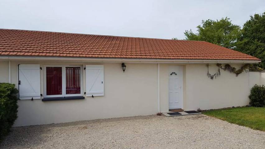 Gîte pour 2 personnes, avec jardin dans 