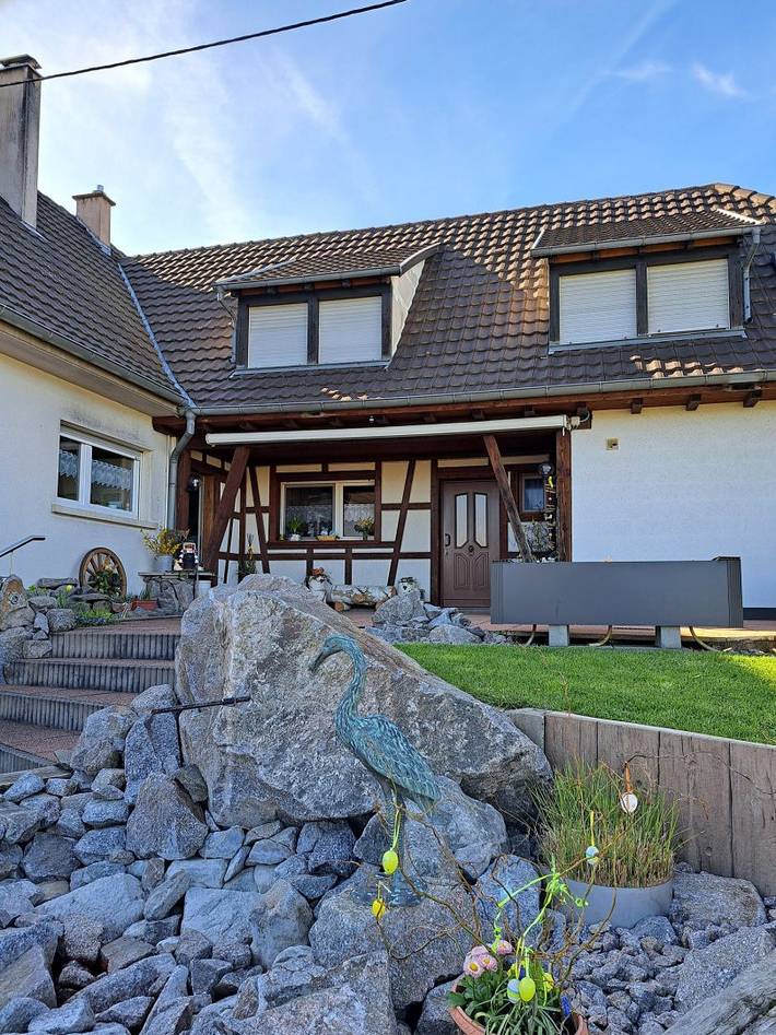 Gîte pour 2 personnes, avec terrasse et jardin dans 