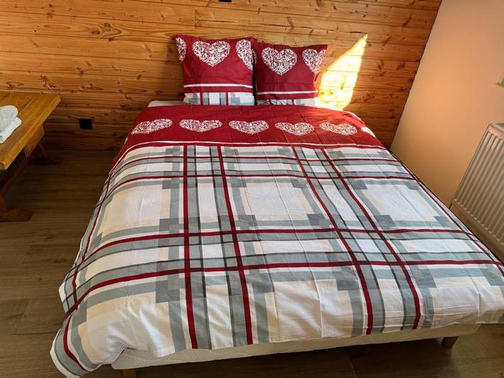 Maison d’hôte pour 2 personnes, avec vue et jardin ainsi que piscine et terrasse dans les Vosges