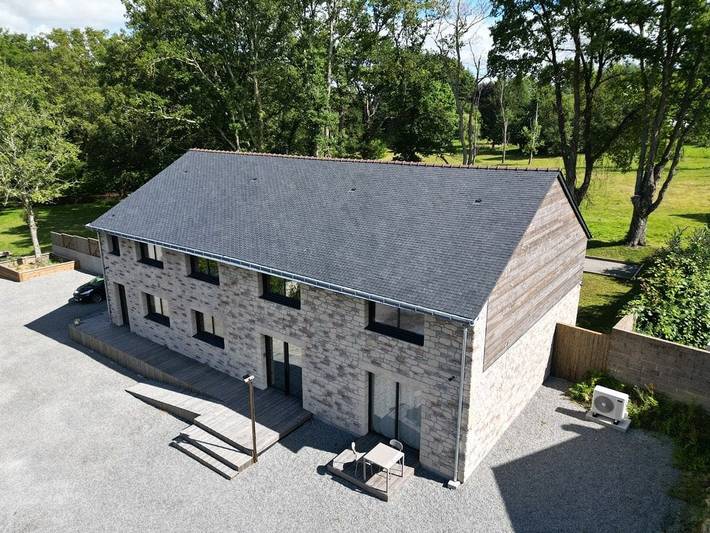 Chambre d’hôte pour 2 personnes, avec piscine et jardin ainsi que terrasse et jacuzzi en Loire-Atlantique