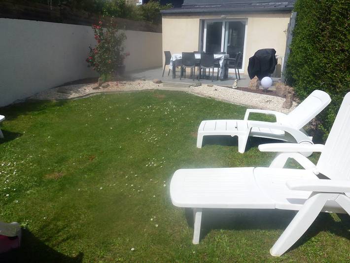 Gîte pour 6 personnes, avec terrasse et jardin dans