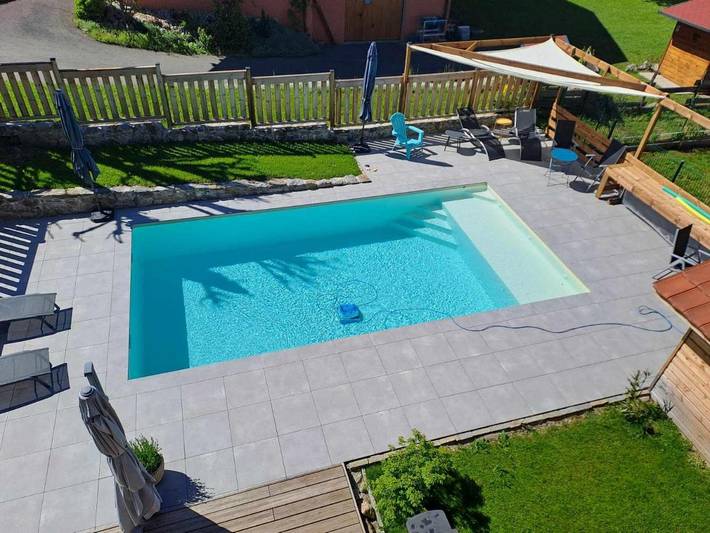 Maison d’hôte pour 2 personnes, avec jardin ainsi que vue et piscine en Haute-Savoie