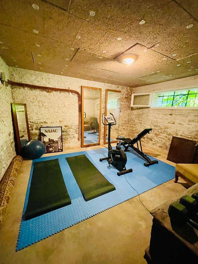 Maison d’hôte pour 2 personnes, avec vue ainsi que piscine et jardin, animaux acceptés dans l' Aveyron - 2
