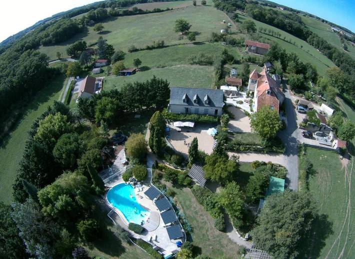Maison d’hôte pour 2 personnes, avec jardin ainsi que vue et piscine dans l' Aveyron - 2