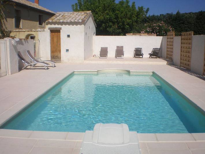 Chambre d’hôte pour 4 personnes, avec jardin et piscine dans le Vaucluse