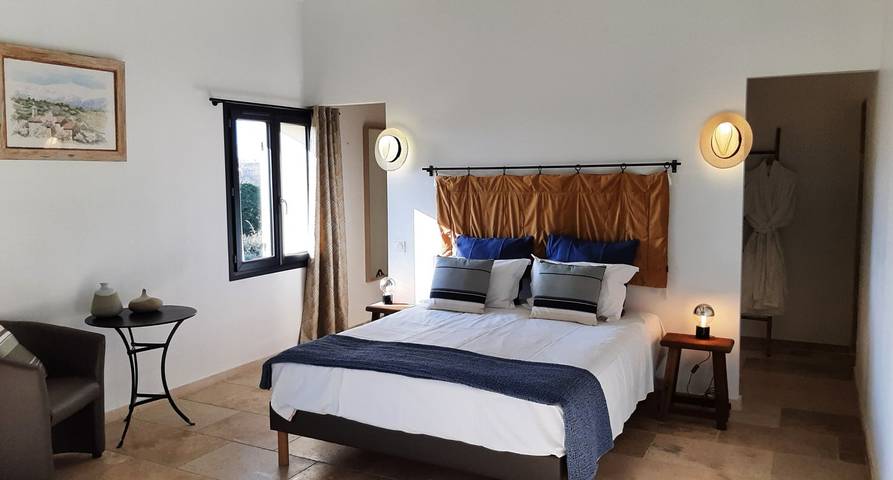 Chambre d’hôte pour 2 personnes, avec jardin et piscine dans le Vaucluse - 4