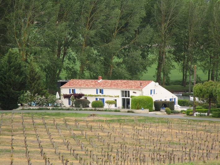 Chambre d’hôte pour 2 personnes, avec piscine et jardin en Vendée - 2