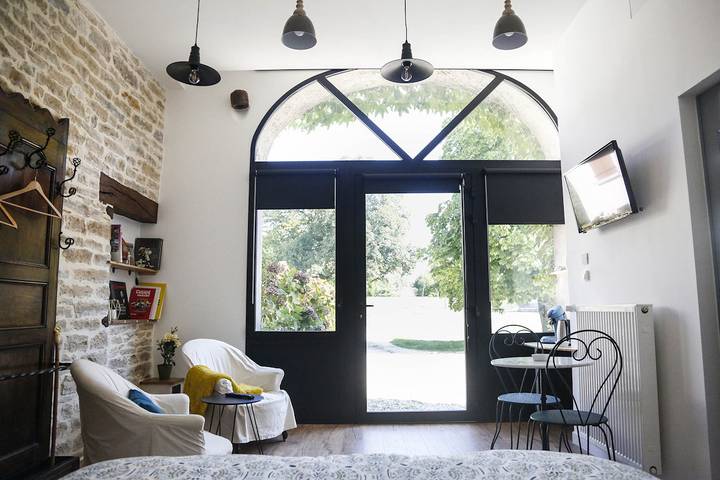 Chambre d’hôte pour 2 personnes, avec jardin dans le Jura