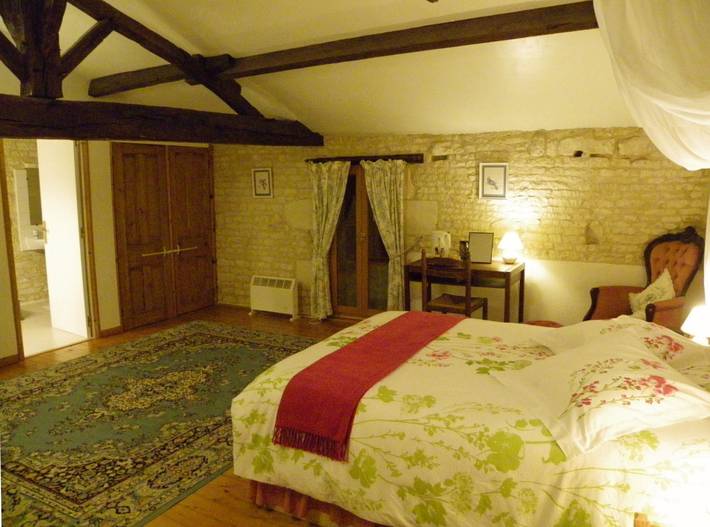 Chambre d’hôte pour 4 personnes, avec piscine et jardin en Vendée - 4