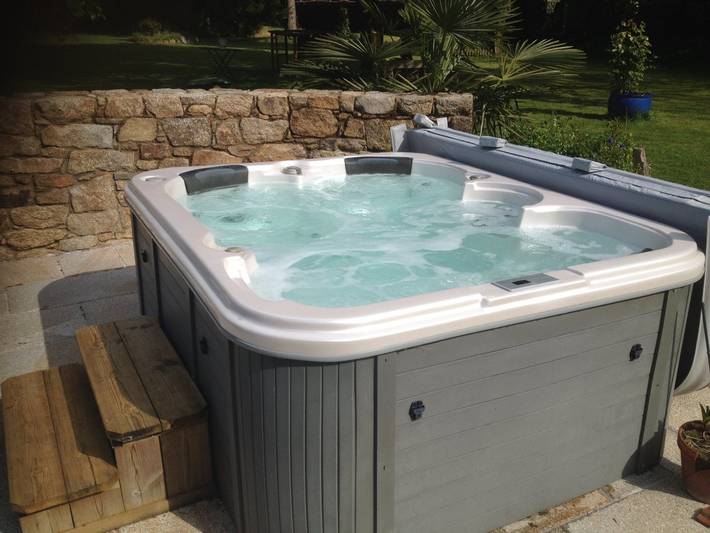 Chambre d’hôte pour 2 personnes, avec jardin ainsi que jacuzzi et piscine en Vendée