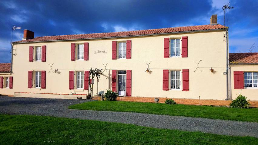 Chambre d’hôte pour 4 personnes, avec piscine en Vendée - 2