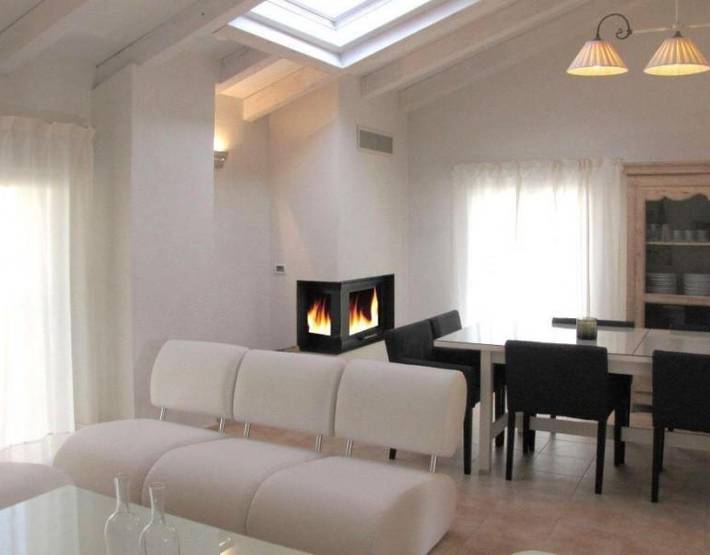 Villa pour 10 personnes, avec balcon et jardin dans 