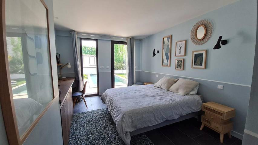 Chambre d’hôte pour 2 personnes, avec piscine ainsi que balcon et vue à La Rochelle - 2