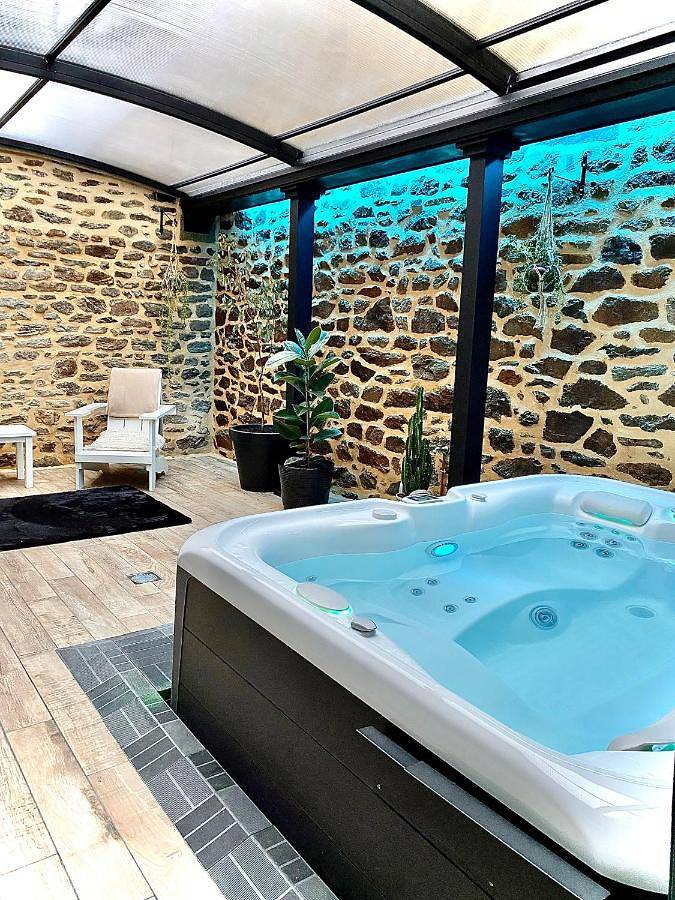 Chambre d’hôte pour 2 personnes, avec jacuzzi dans