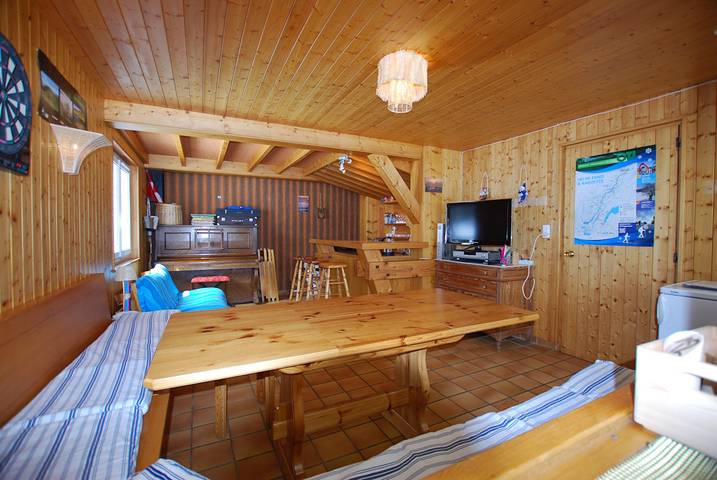 Chambre d’hôte pour 10 personnes, avec jardin dans le Jura - 3