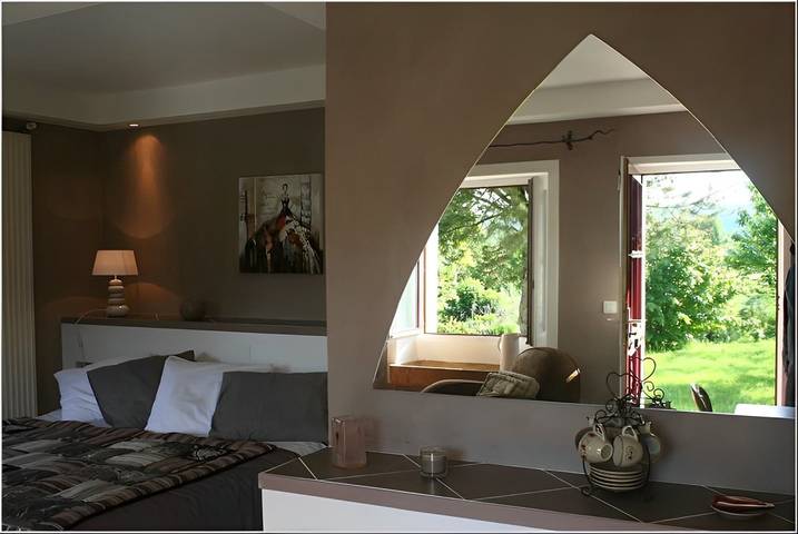 Chambre d’hôte pour 2 personnes, avec jardin dans le Jura - 4