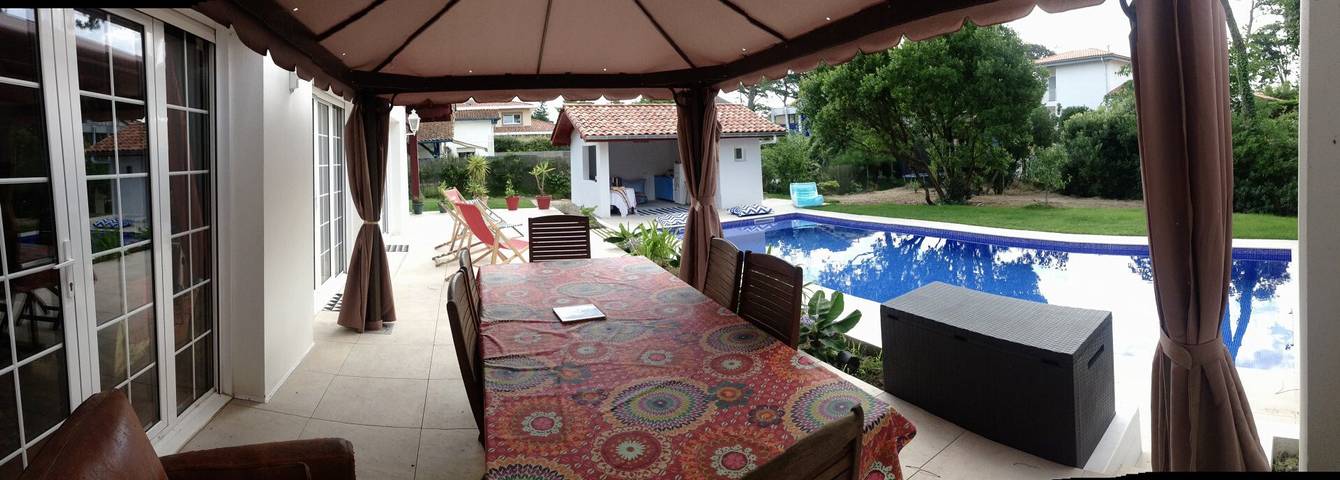 Chambre d’hôte pour 4 personnes, avec jardin au Pays basque - 2