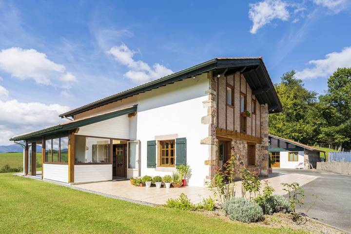 Chambre d’hôte pour 4 personnes, avec jardin au Pays basque - 3