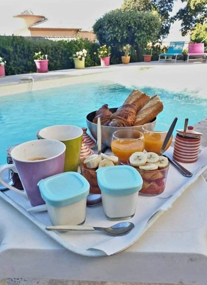 Chambre d’hôte pour 2 personnes, avec jardin et piscine dans le Var - 3