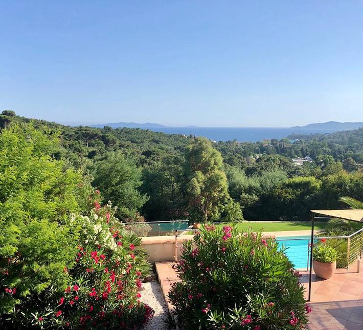 Chambre d’hôte pour 2 personnes, avec jardin et piscine dans le Var