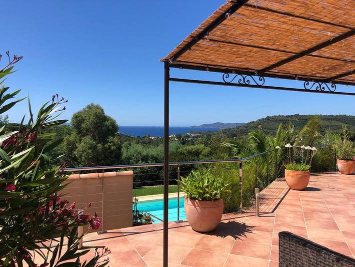 Chambre d’hôte pour 2 personnes, avec jardin et piscine dans le Var - 2