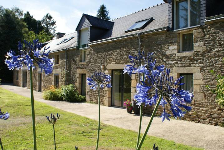 Chambre d’hôte pour 2 personnes, avec piscine et jardin dans le Morbihan