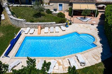 Chambre d’hôte pour 4 personnes, avec piscine et jardin dans la Drôme