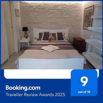 Maison d’hôte pour 2 personnes, avec vue sur le lac et vue ainsi que bassin pour enfant et jardin en Haute-Loire