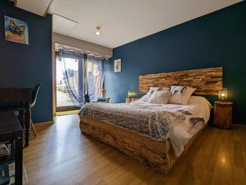 Chambre d’hôte pour 2 personnes, avec jardin ainsi que piscine et terrasse en Haute-Loire