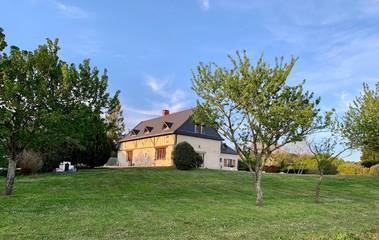 Chambre d’hôte pour 3 personnes, avec piscine et jardin dans Maine-et-Loire
