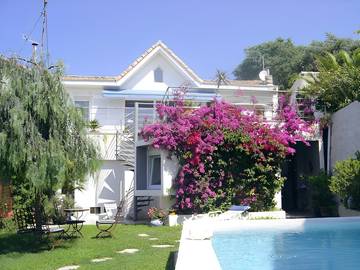 Chambre d’hôte pour 3 personnes, avec jardin et piscine à Marseille
