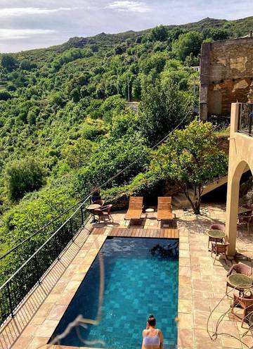 Chambre d’hôte pour 2 personnes, avec piscine et jardin en Corse