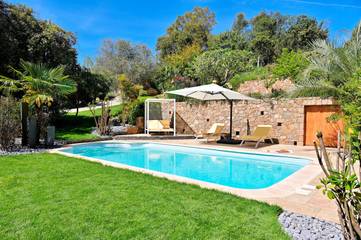 Chambre d’hôte pour 2 personnes, avec jardin et piscine en Corse