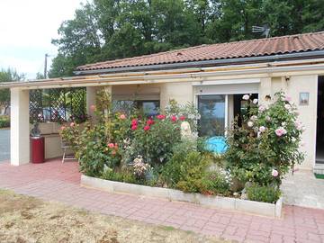 Chambre d’hôte pour 2 personnes, avec piscine ainsi que jardin et jacuzzi, animaux acceptés en Dordogne