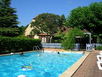 Chambre d’hôte pour 2 personnes, avec piscine et jardin en Dordogne